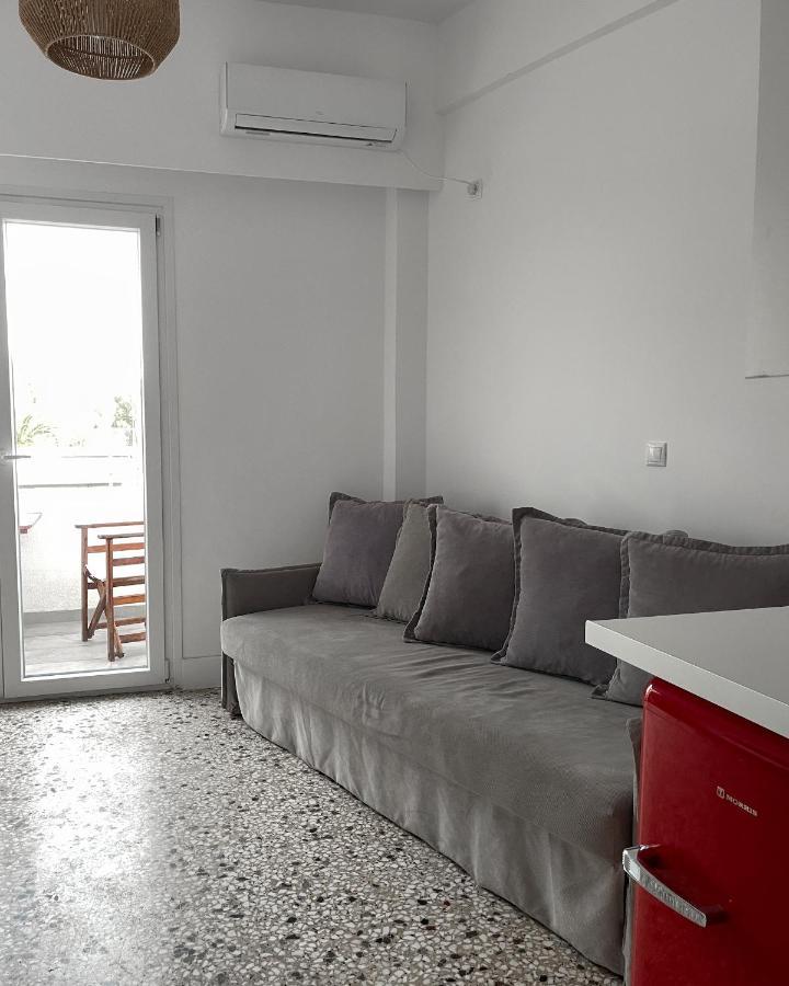 Tiki Beach Studios Nea Makri Exterior foto